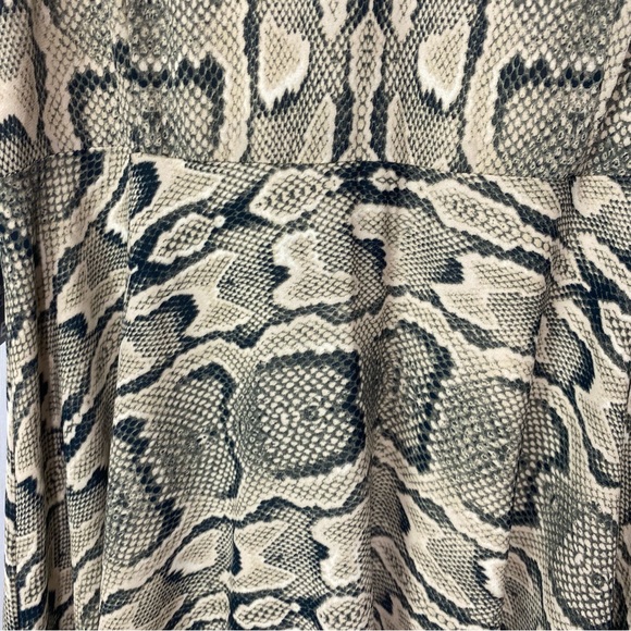 Express Snake Print Strappy A line Dress Size 8 NWT - Picture 3 of 8